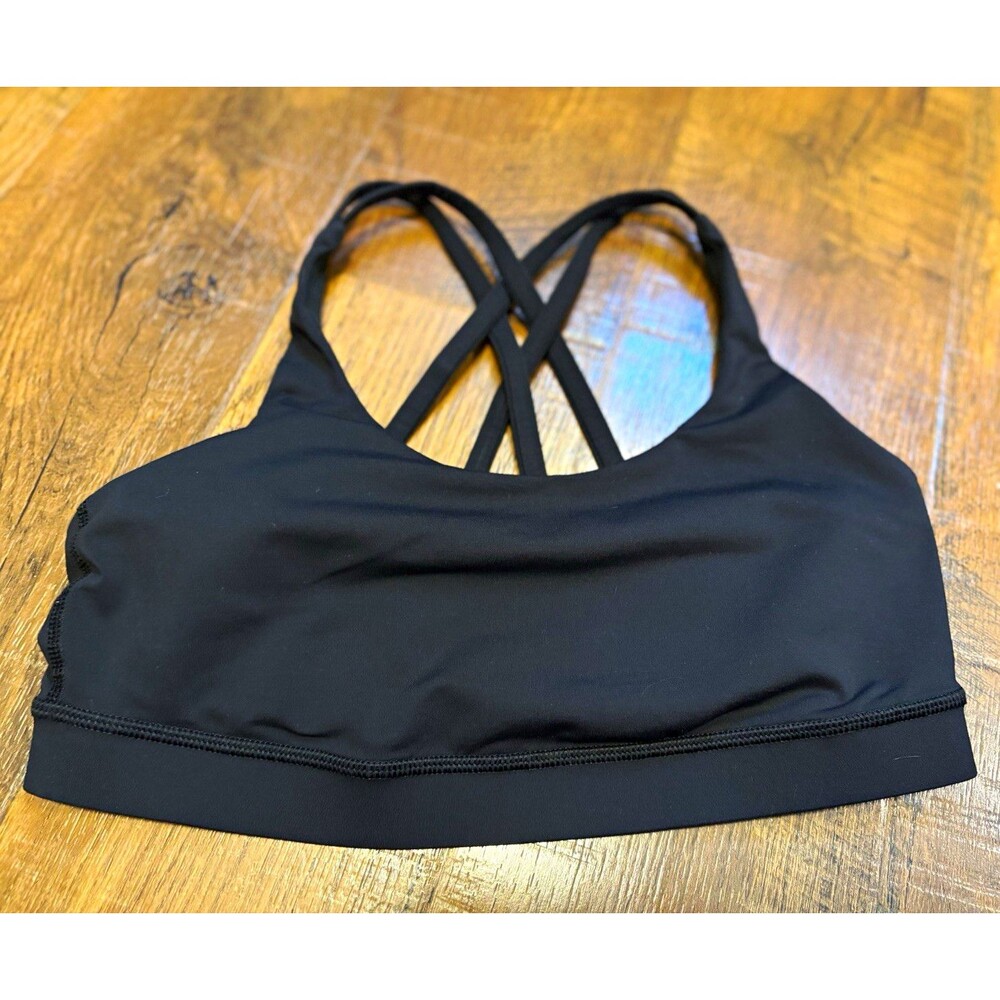Lululemon Women’s Black Crossback Sports Bra Logo padded Size 8